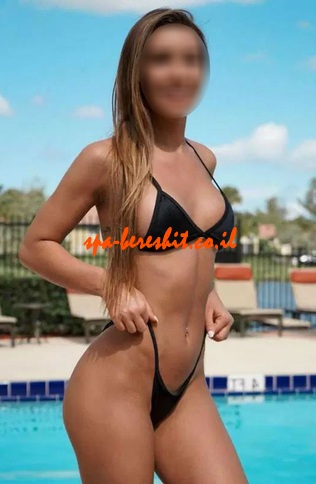 חמוד, פלרטטנית, 25 שנים.