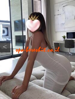 בלתי נשכח עצמית רצון, הליווי