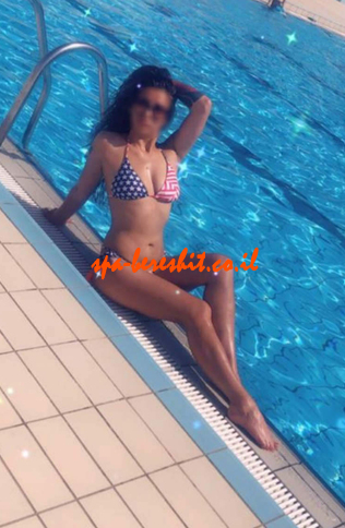 עם הופעתו של המודל, מחפשים חברים, שאפתן